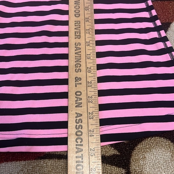 Lululemon Athletica Pink and Black Striped Tank Top size 4 - Picture 5 of 7
